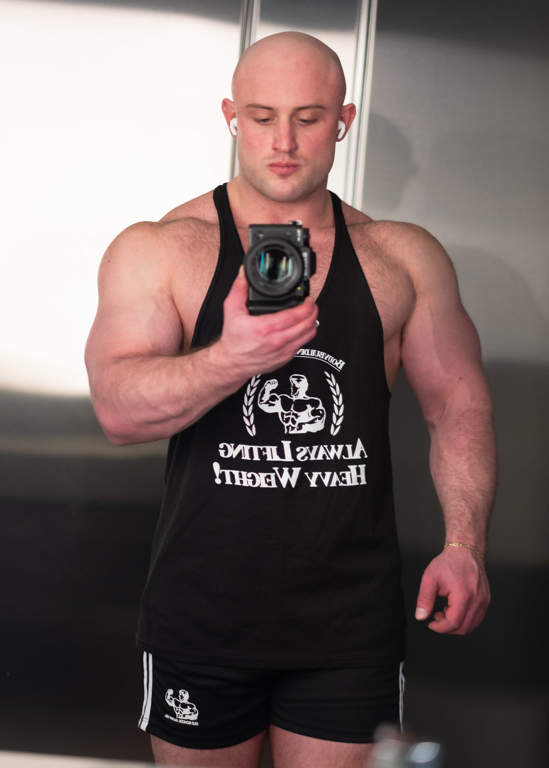 BLACK GYM STRINGER TANK TOP
