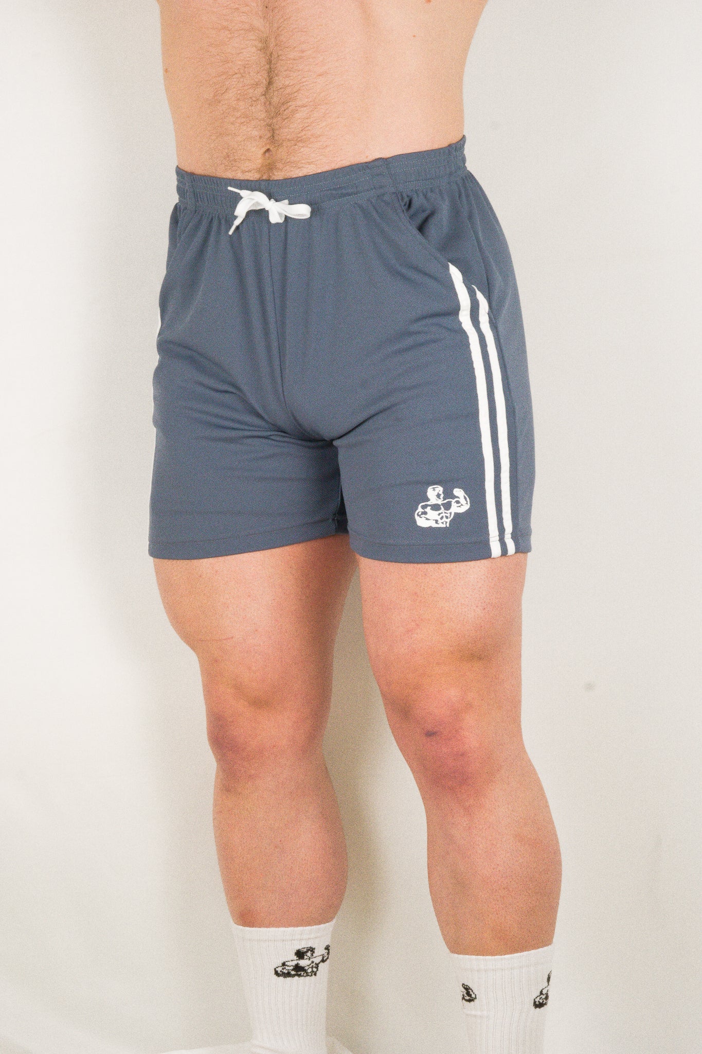 PLATINUM RETRO TRAINING SHORTS OLD SCHOOL GYM CLOTHING FOR YOU. OLD