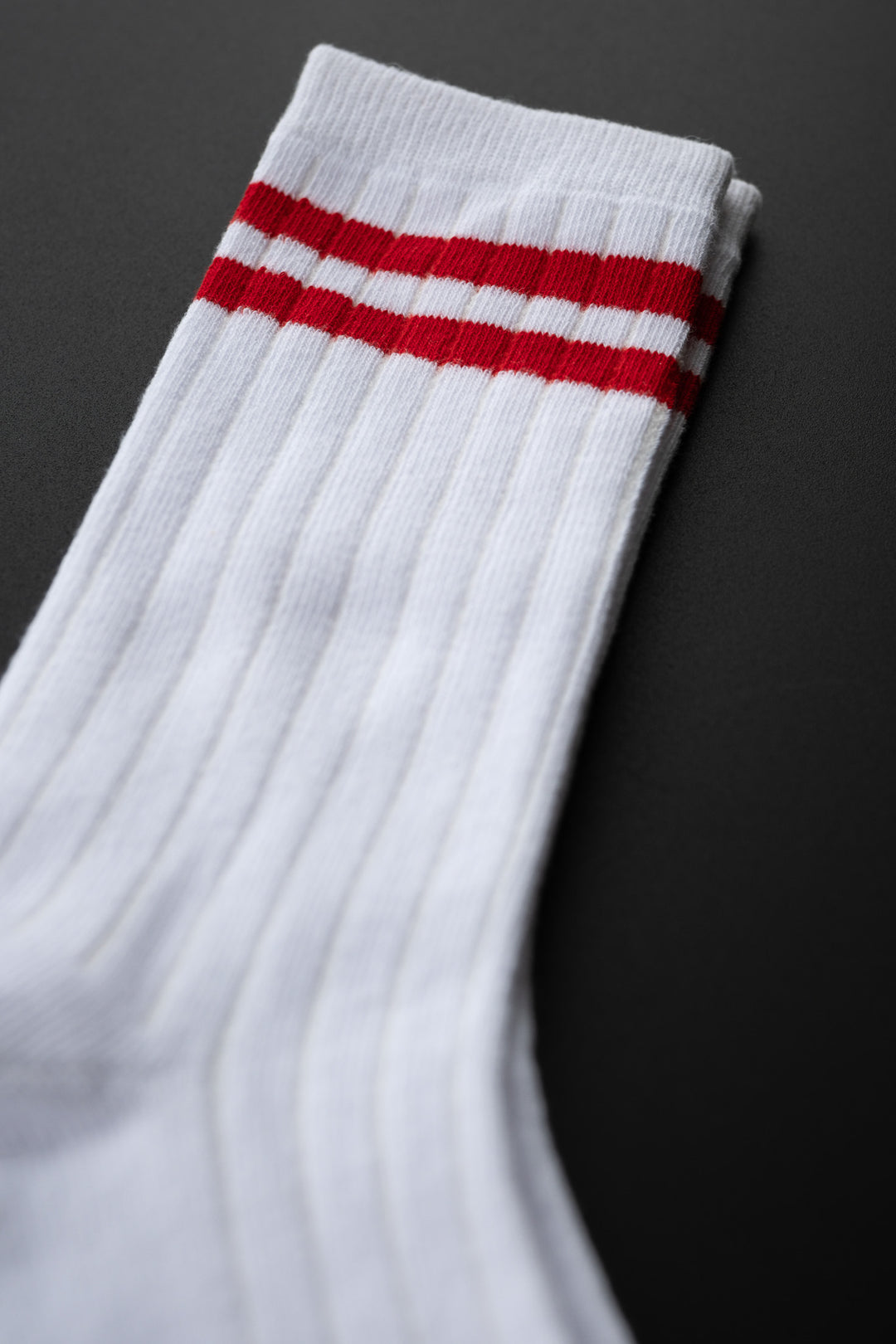 RED STRIPED OLYMPUS SOCKS