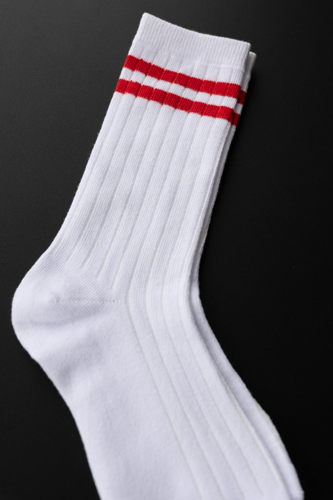 RED STRIPED OLYMPUS SOCKS