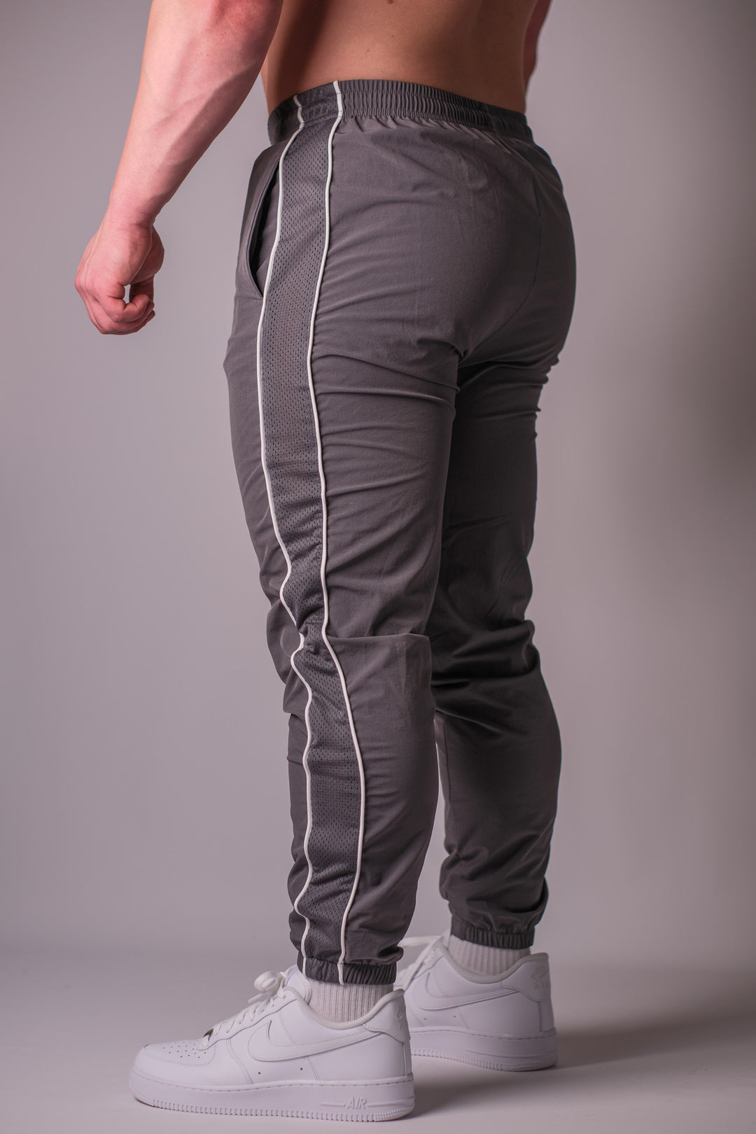 FORGED '96 WINDBREAKERS