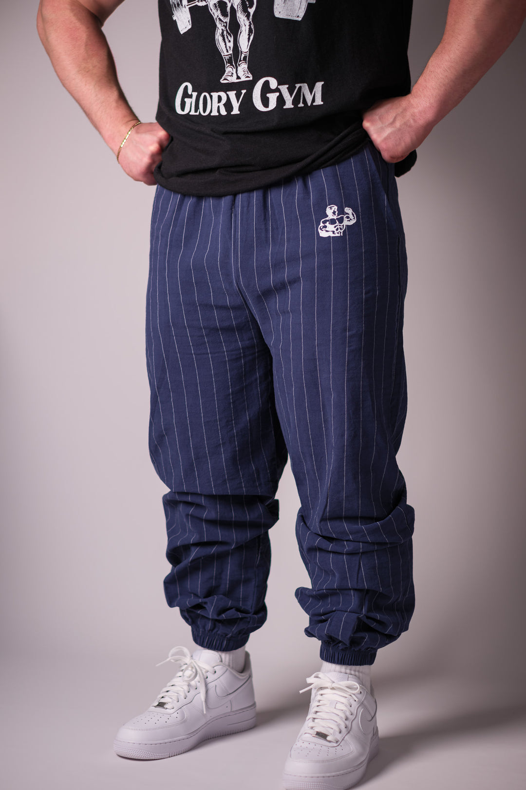 BLACK HEATHER GLORY GYM TEE