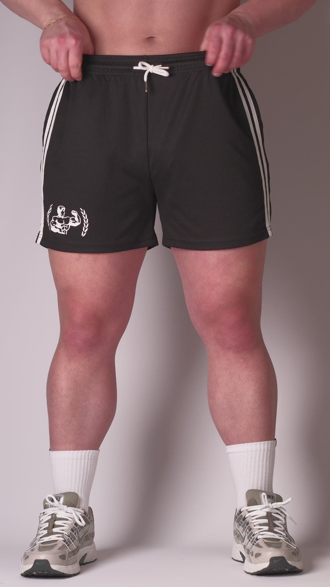 TITAN MESH SHORTS
