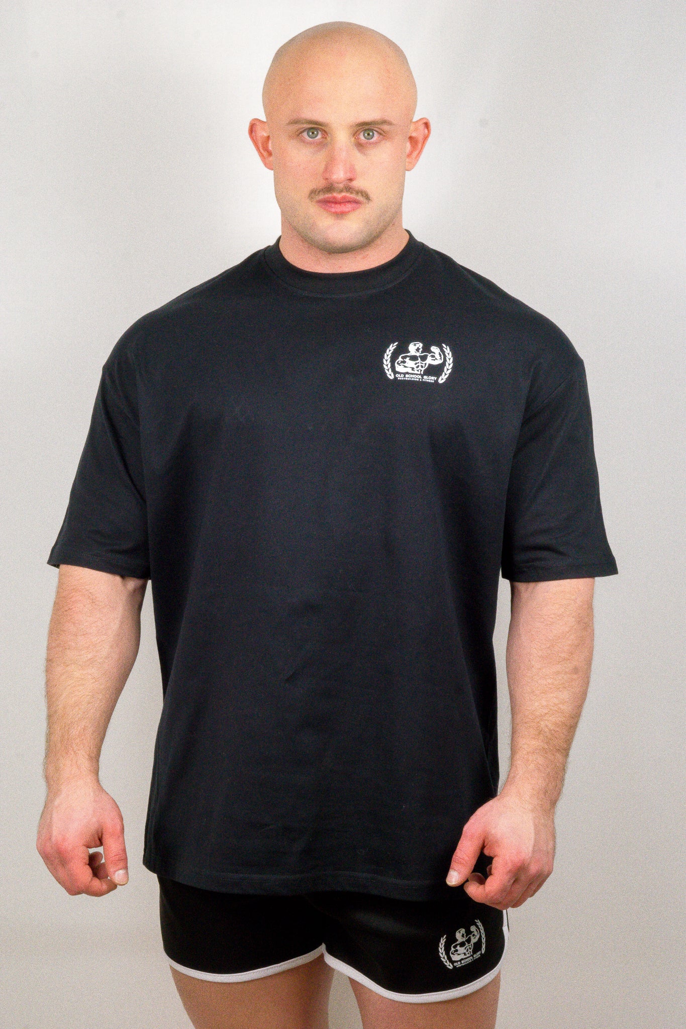 BLACK OVERSIZED TEE – OLD SCHOOL GLORY